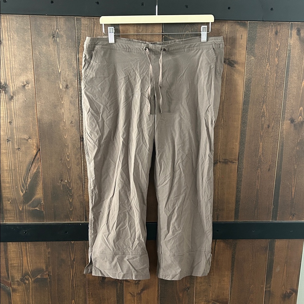 Prana Tan Wide Leg Crops Women’s Size L